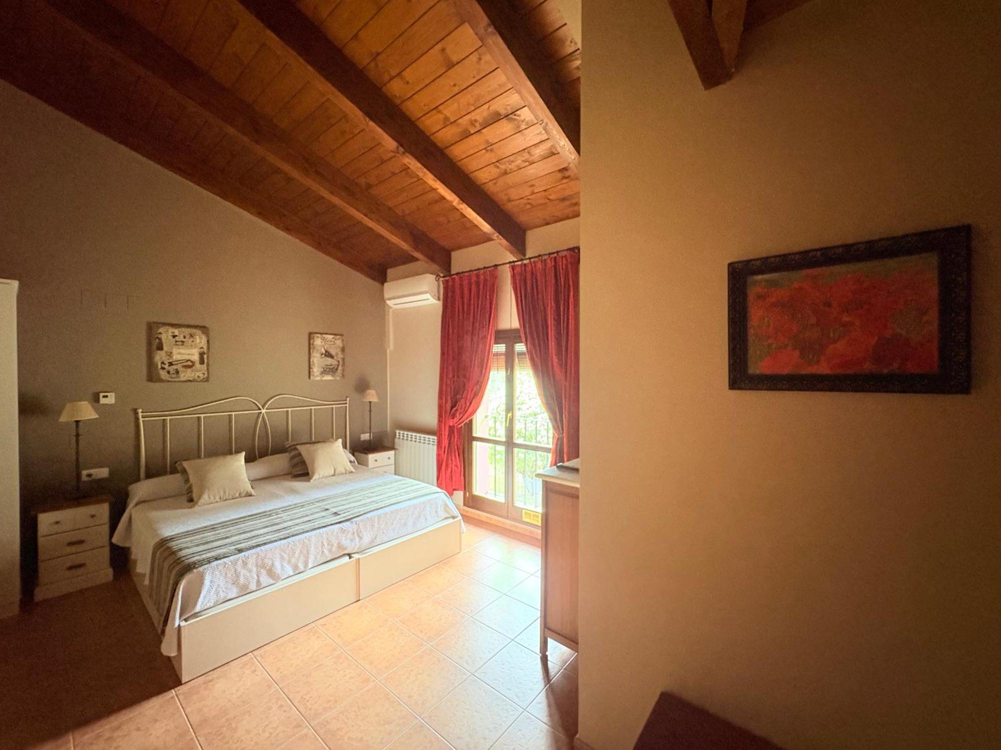 Hotel Guara Inluka Las Almunias Ruang foto
