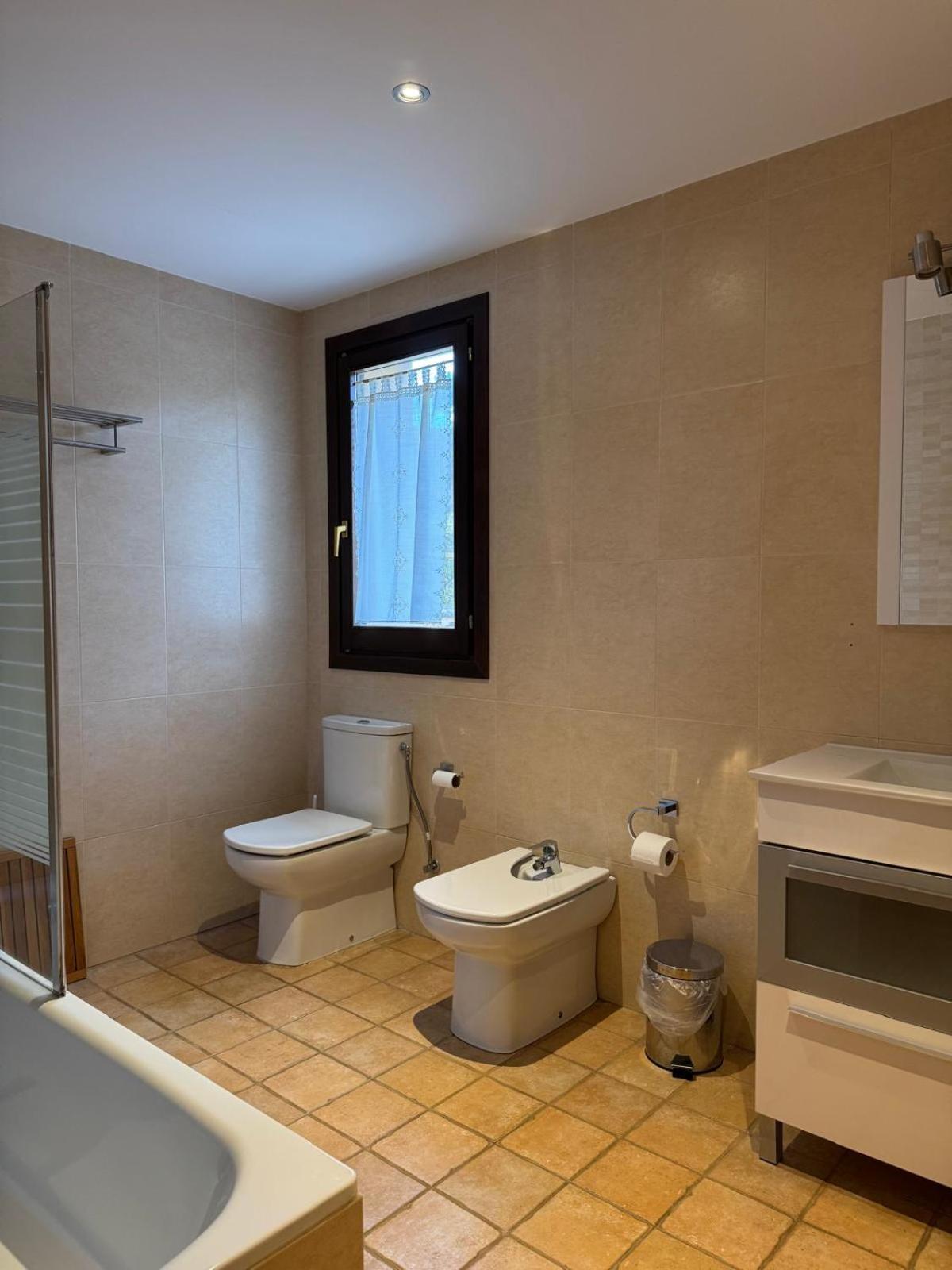 Hotel Guara Inluka Las Almunias Ruang foto